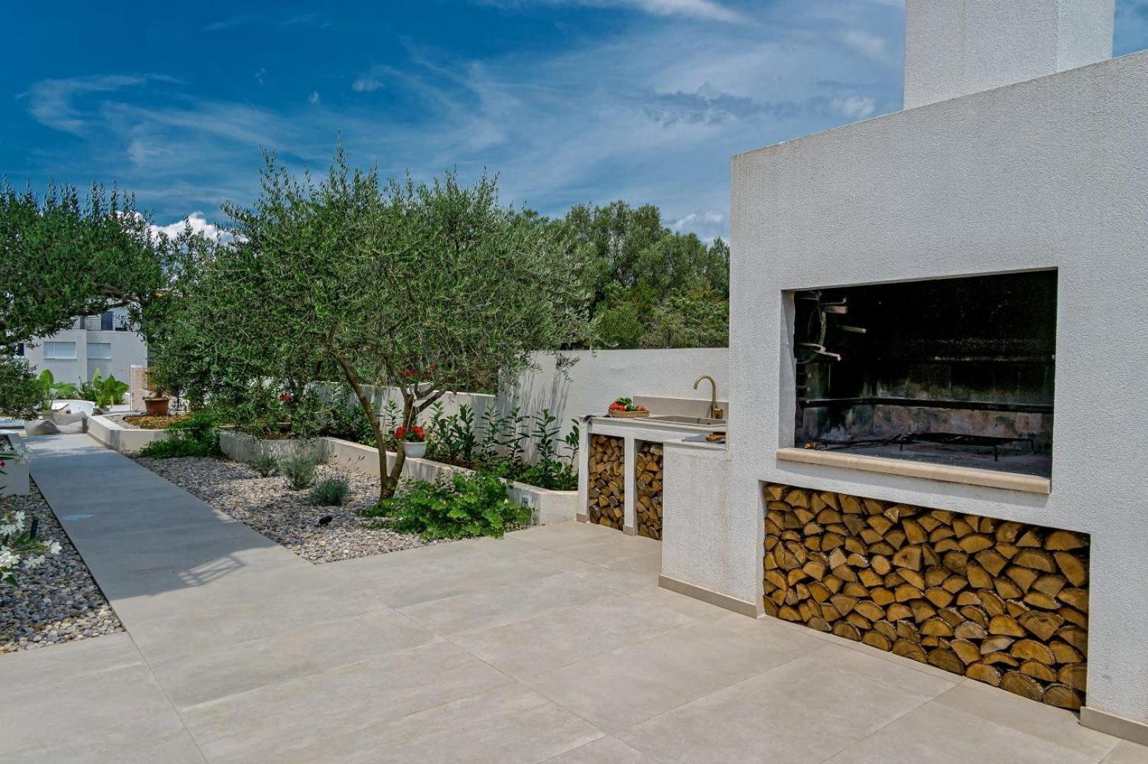 Luxury Villa Del Sogno With Pool, Jacuzzi, Parking Округ Горни Экстерьер фото