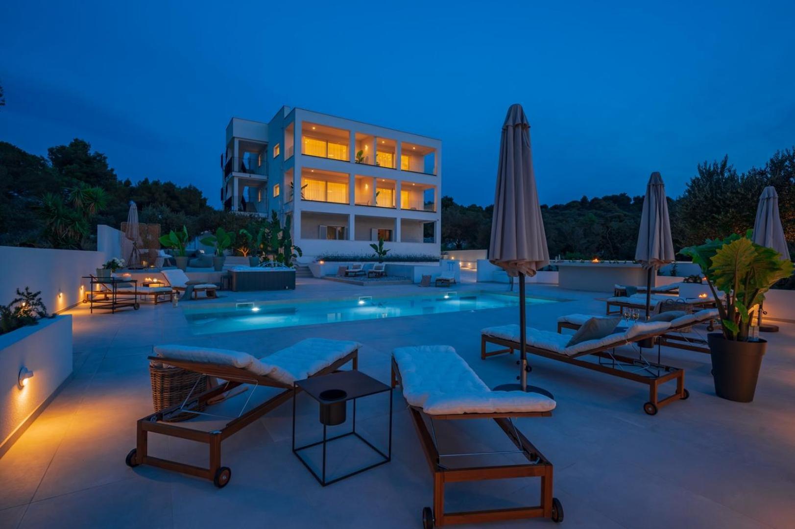Luxury Villa Del Sogno With Pool, Jacuzzi, Parking Округ Горни Экстерьер фото